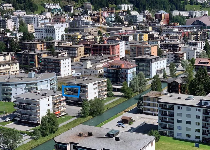 Holiday Apartment Bolgen - Close To Everything! Bolgen, Jakobshorn, Bus Stop, Train Station, Supermarket, Ski School, Ski Rentals, Restaurants And More!