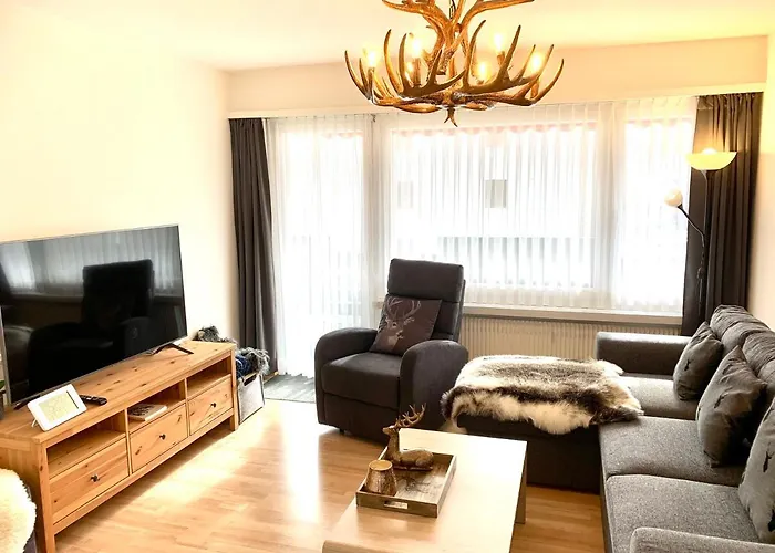 Holiday Apartment Bolgen - Close To Everything! Bolgen, Jakobshorn, Bus Stop, Train Station, Supermarket, Ski School, Ski Rentals, Restaurants And More!